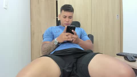  18 online show from April 20, 11:24 am