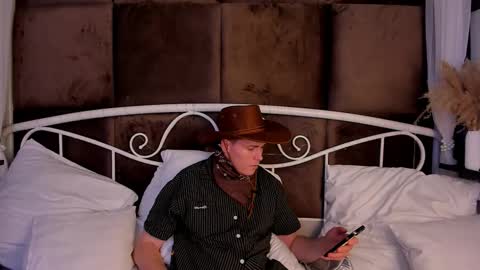 Hector online show from October 18, 12:09 pm