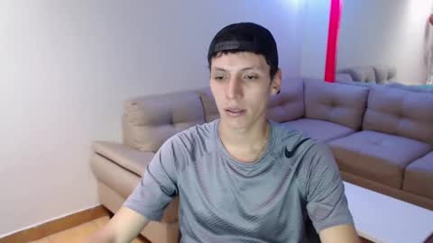 hefesto_69 online show from February 25, 9:04 pm