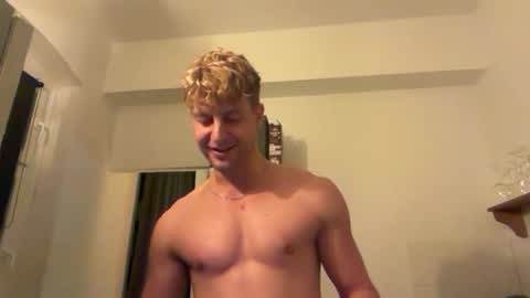 Snapshot of heikhoe chatting on October 29, 7:14 pm Heikhoe online show from October 29, 7:14 pm