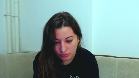 helen_adams_ online show from January 5, 7:07 am