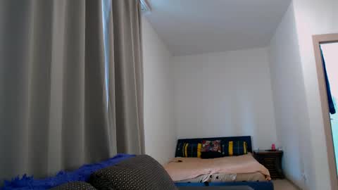 helen_adams_ online show from May 22, 9:49 am