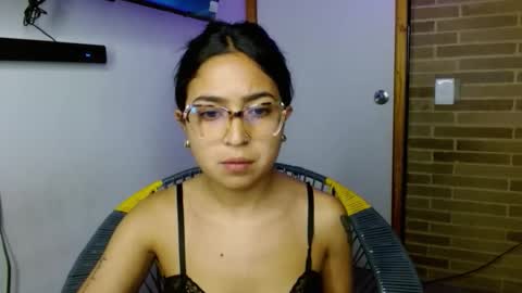  Only 18 cyrus online show from November 6, 11:19 pm