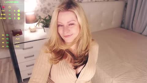 Helena Bonham online show from January 4, 4:12 am