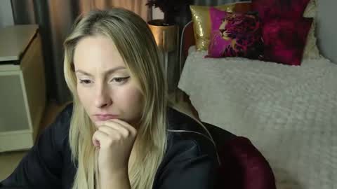 heleneengel online show from November 2, 6:41 pm