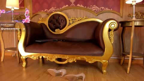 Helen or Hells online show from December 5, 7:55 pm