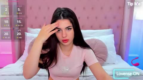 Helen online show from November 12, 1:57 pm