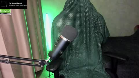 Red online show from March 11, 9:07 pm