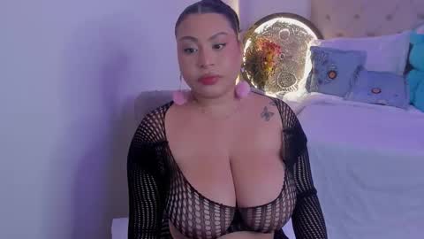 hellenamazing online show from January 18, 4:21 am