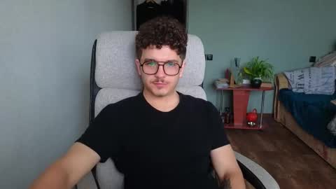 Remy online show from November 12, 8:05 am