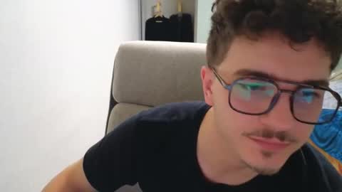 Remy online show from November 13, 2:53 pm