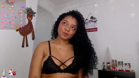 Candy online show from December 19, 9:32 pm