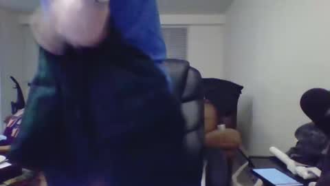 HellSkyRaider online show from February 26, 1:46 am