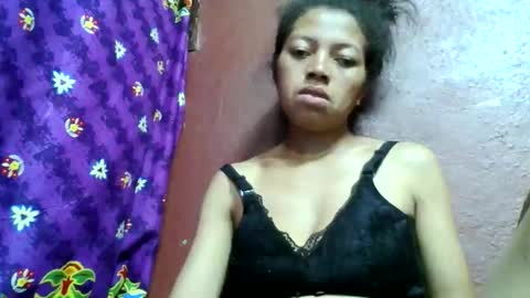 henitsaldy online show from May 13, 6:17 pm