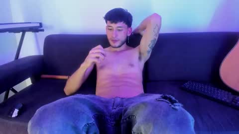 henrik_senn online show from November 15, 2:13 am