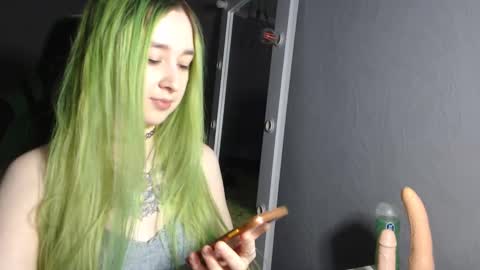 Hentaishiing online show from December 1, 7:27 pm