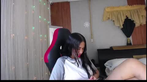 HERA online show from February 4, 11:19 pm