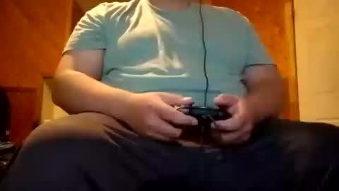 Hereforbootyyyy online show from December 5, 1:44 pm