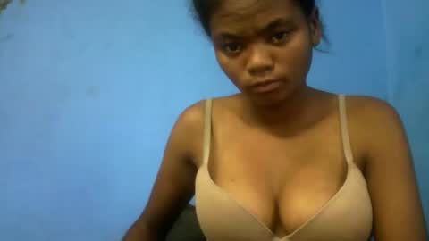 herisse01 online show from April 12, 2:21 pm