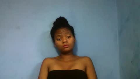 herisse01 online show from April 1, 1:41 pm