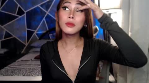 Davey online show from February 18, 2:11 am