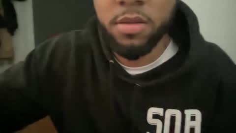 heyitsmao online show from November 25, 6:28 pm