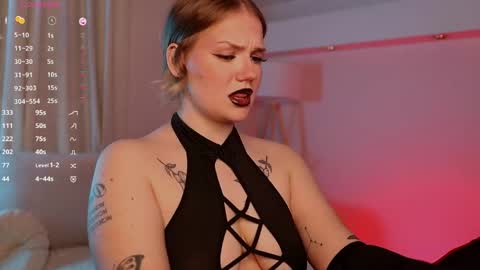 heynoirsam online show from April 18, 6:37 am