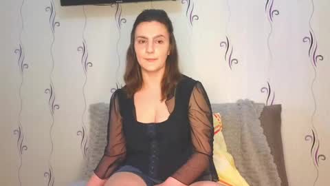 Heyy baddie online show from April 18, 9:44 am