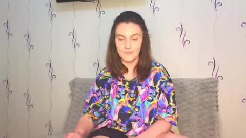 Heyy baddie online show from April 13, 8:18 am