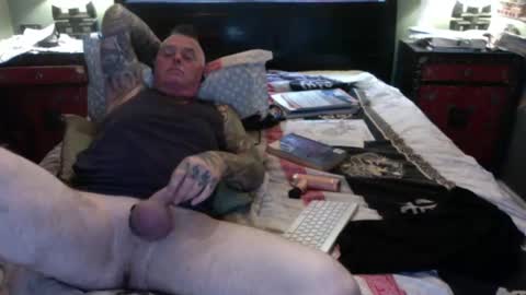 Snapshot of hiasallfuk13 chatting on March 6, 12:54 am HARDCORE13 online show from March 6, 12:54 am