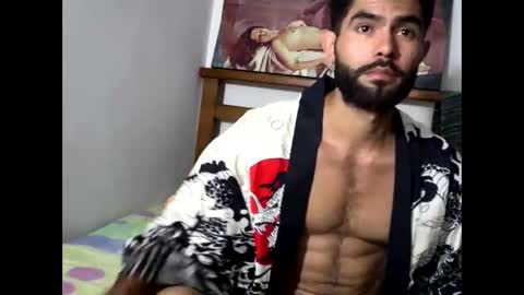 hideonbush online show from December 5, 2:33 am