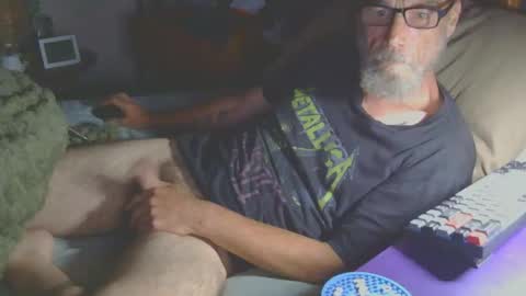 highanhorny72 online show from April 9, 5:51 pm