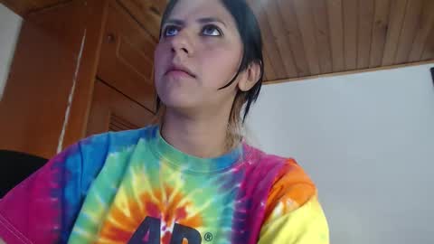 hilaril18 online show from September 10, 7:26 pm