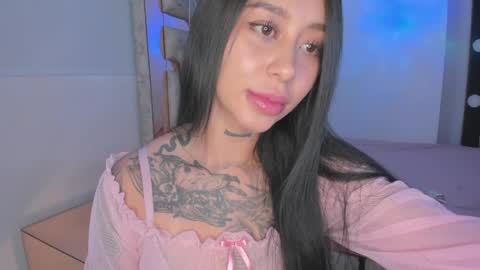 LUNA new account  FOLLOW ME online show from April 3, 6:48 pm