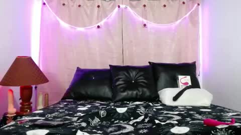 Angel online show from February 11, 10:07 pm