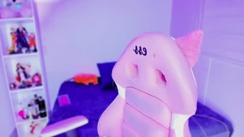 Hinata online show from February 8, 7:15 am