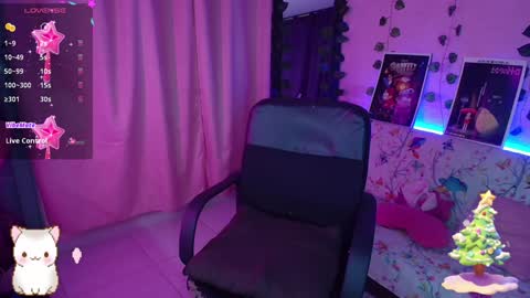 violet moon online show from December 31, 3:01 am