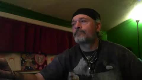 hippiedad333 online show from March 10, 11:18 pm