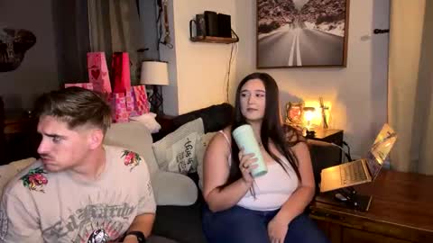 hiscommandherstage online show from February 8, 2:59 am