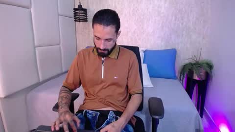 Hisoka online show from February 13, 8:12 pm