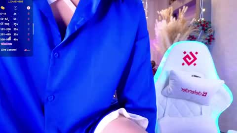 Ella online show from March 20, 7:30 pm