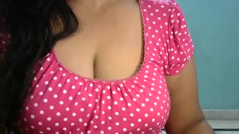 hisslust online show from April 22, 6:26 pm