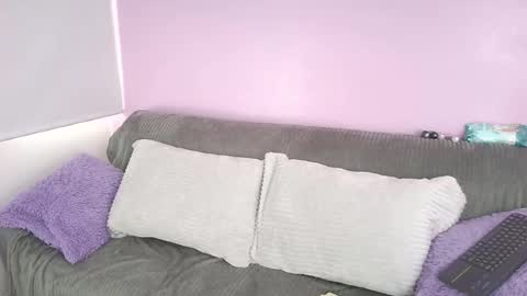 hiyakasudere_ online show from November 5, 6:43 pm