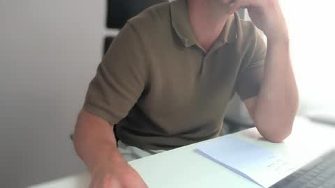 ho7man online show from August 3, 11:05 am