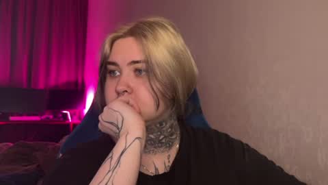 hoffmanite online show from April 6, 4:57 am