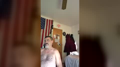hoglegg99384194 online show from July 27, 2:47 pm