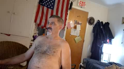 hoglegg99384194 online show from May 26, 2:28 am