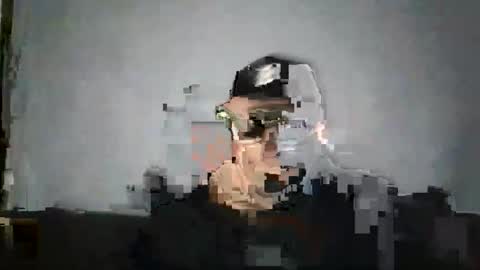 holden_minutz online show from March 25, 8:10 am