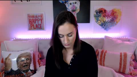 Holi Hurricane online show from April 15, 2:15 am