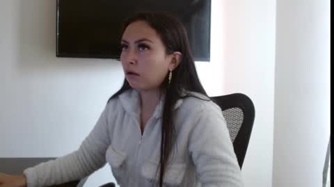 Holly online show from February 26, 6:11 pm